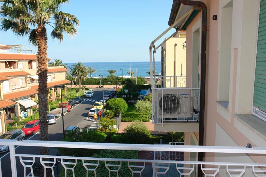 Ligure Residence Borgio Verezzi Exteriör bild