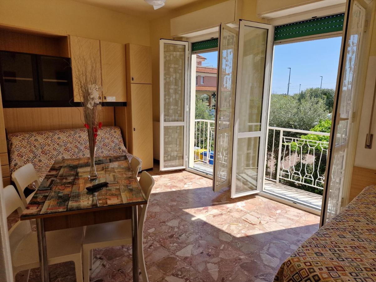 Ligure Residence Borgio Verezzi Exteriör bild