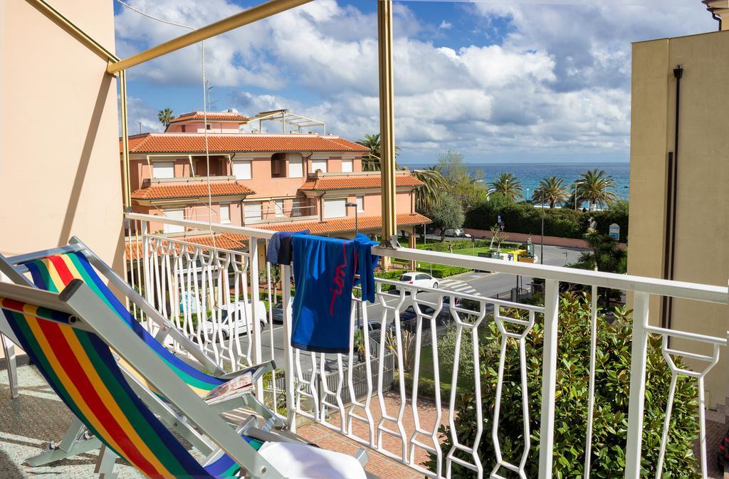 Ligure Residence Borgio Verezzi Exteriör bild