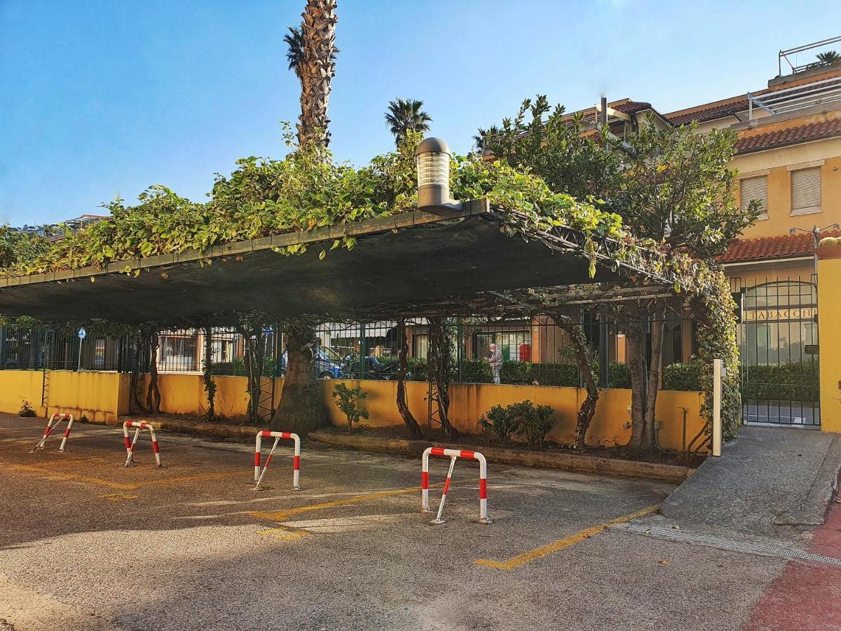 Ligure Residence Borgio Verezzi Exteriör bild